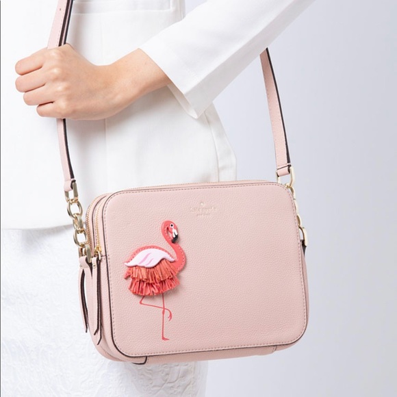 kate spade Handbags - NEW Kate Spade Flamingo Camera Bag by The Pool 🦩